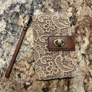 Justin’s embroidered wallet